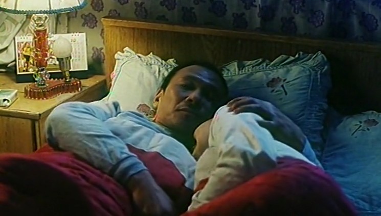 红西服剧照的剧照