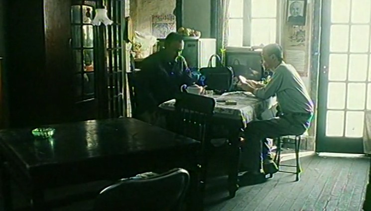 红西服剧照的剧照