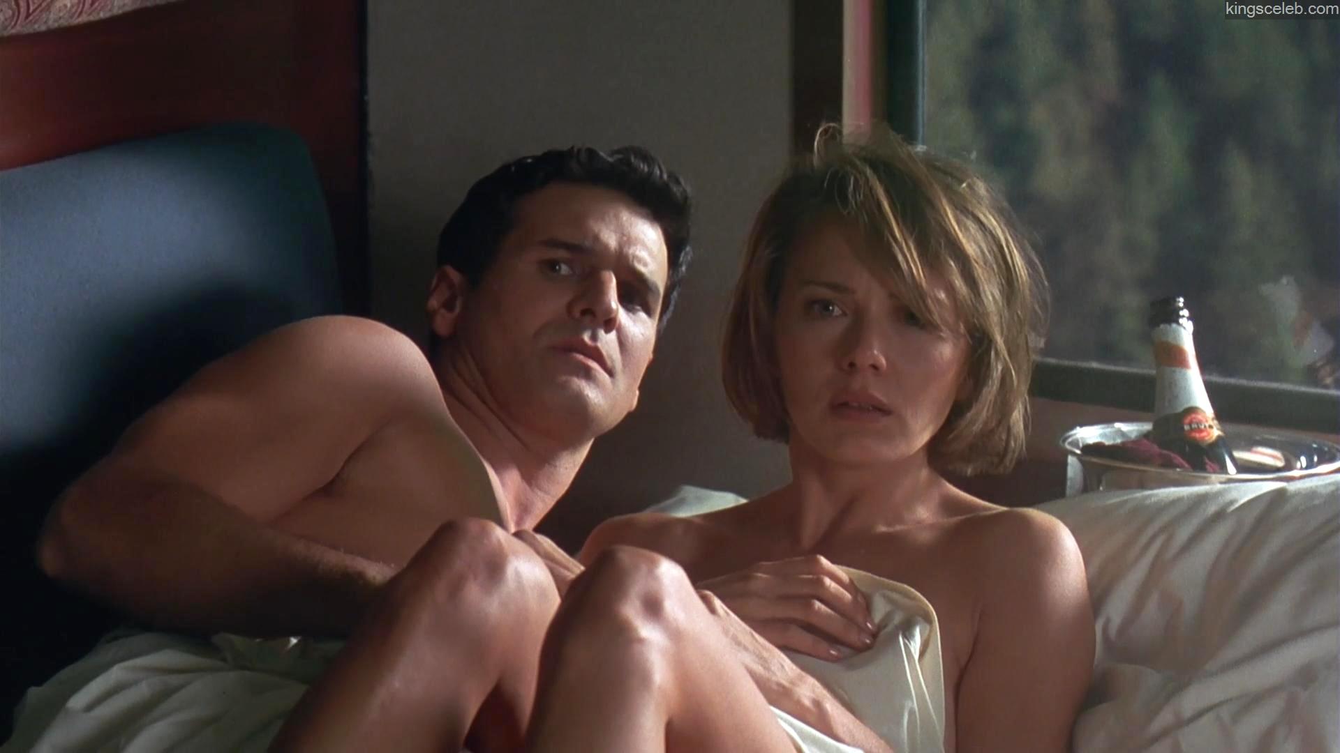 潜龙轰天2剧照的剧照