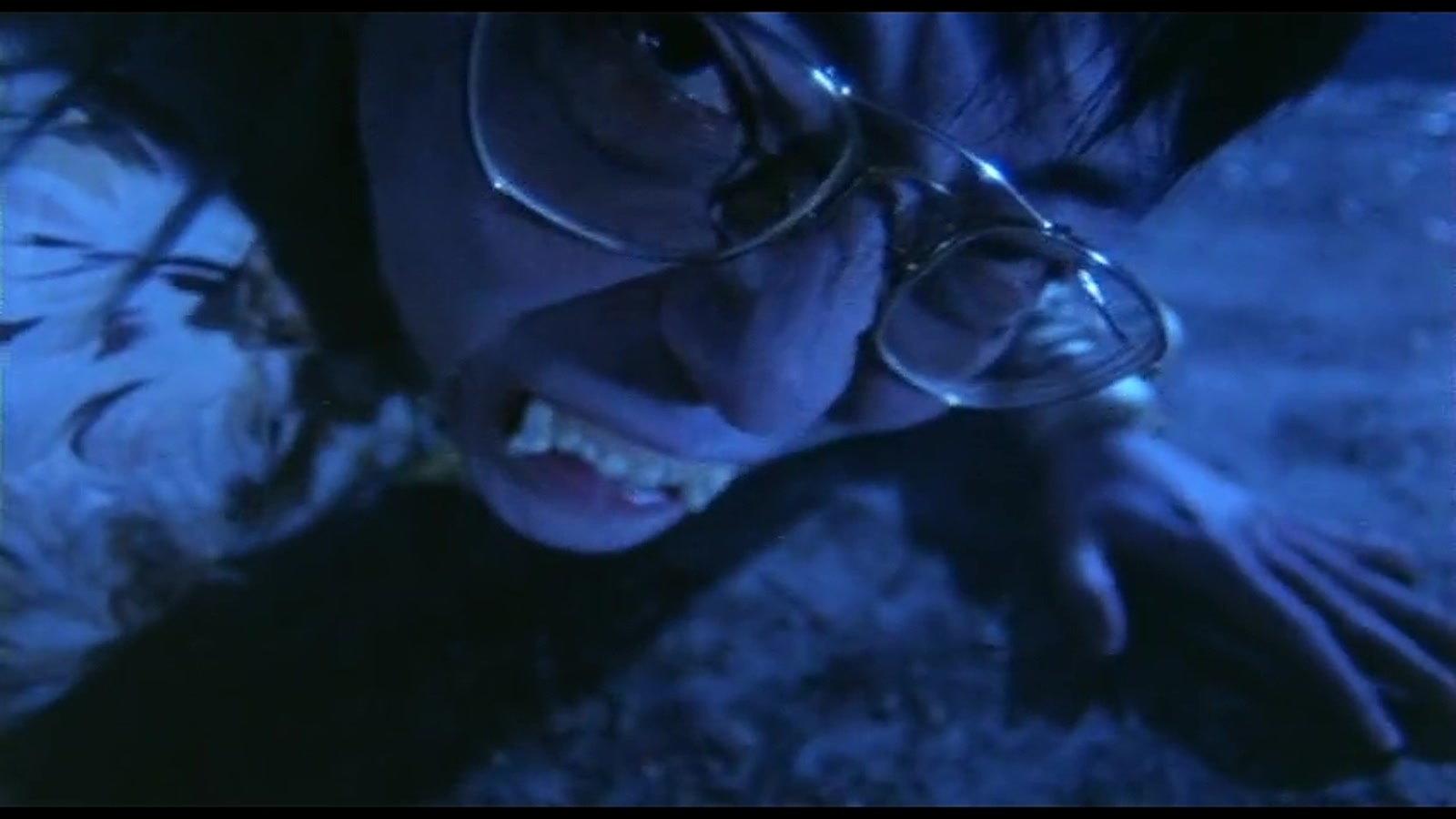 甩皮鬼剧照的剧照