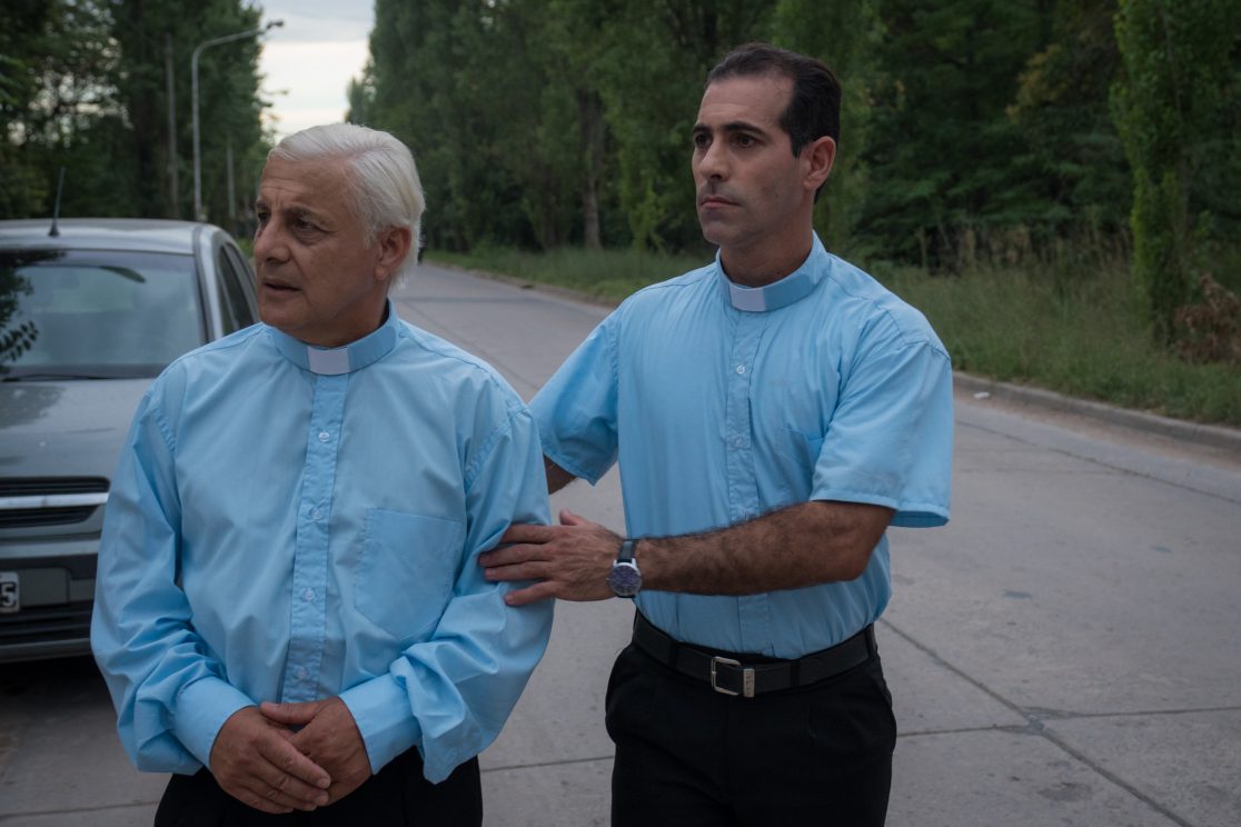 硬皮男子剧照的剧照