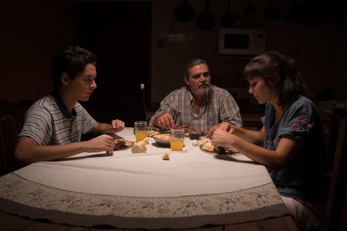 硬皮男子剧照的剧照