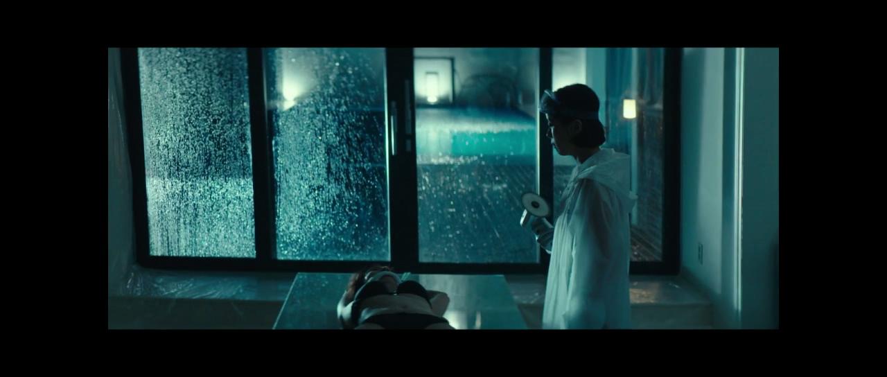 抓住救命稻草的野兽们剧照的剧照