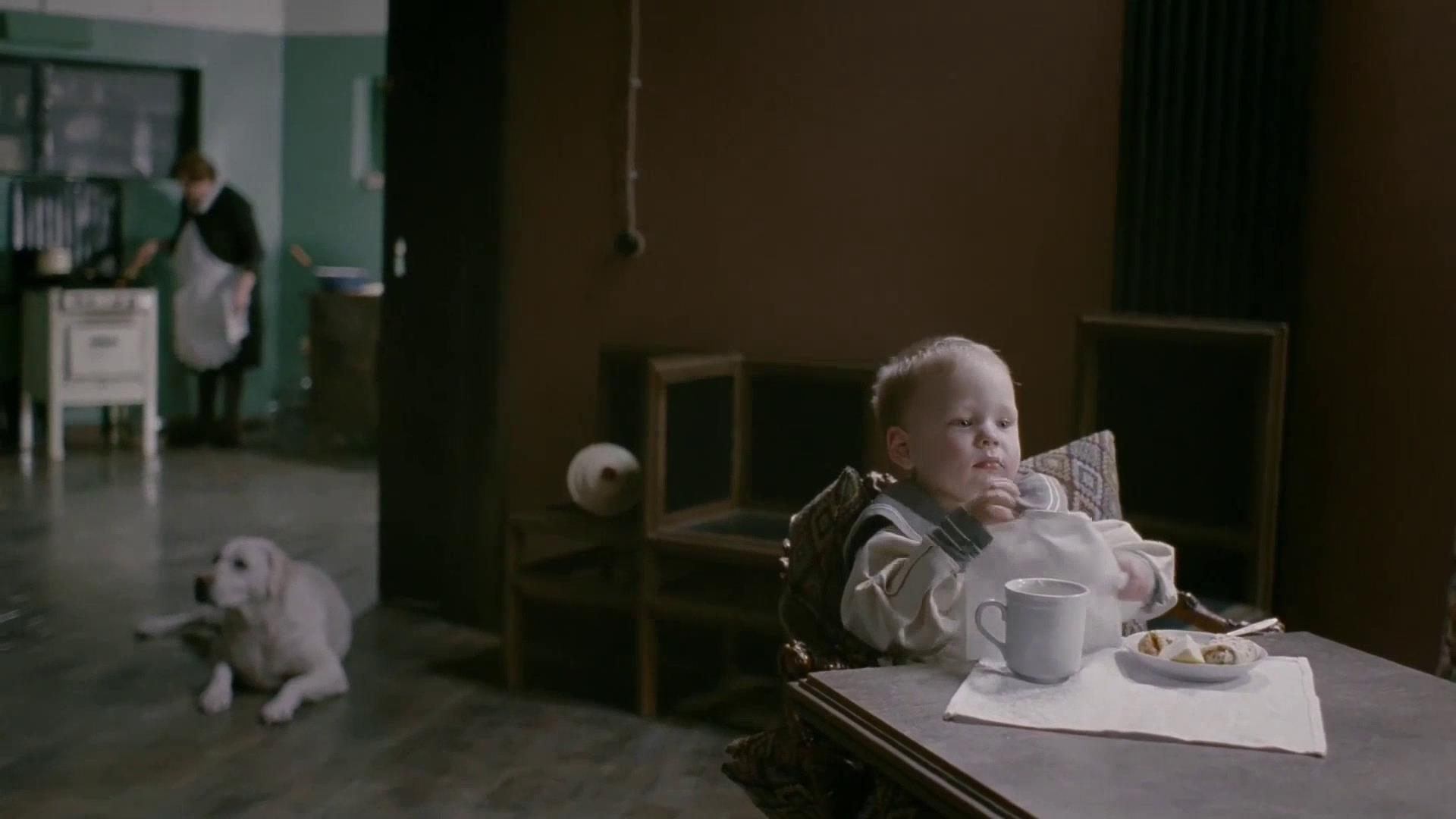 列夫·朗道：诺拉与母亲剧照的剧照