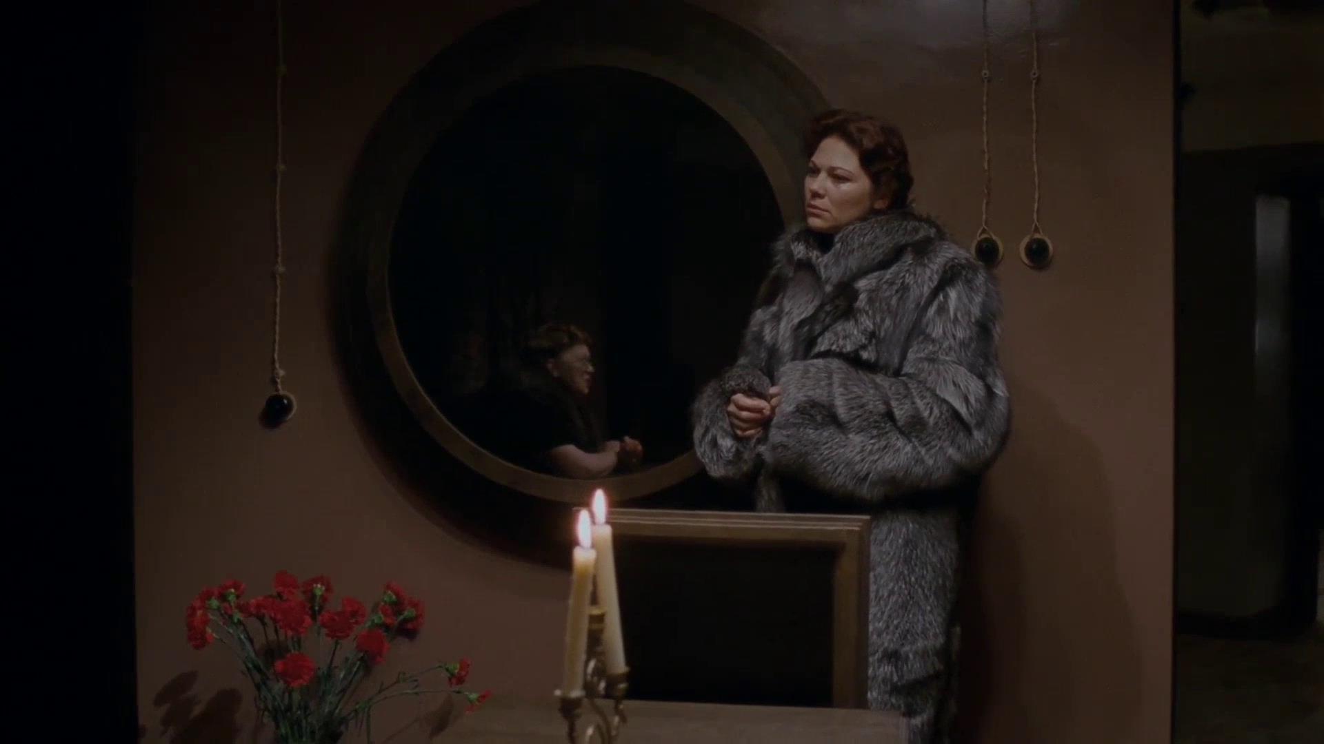 列夫·朗道：诺拉与母亲剧照的剧照