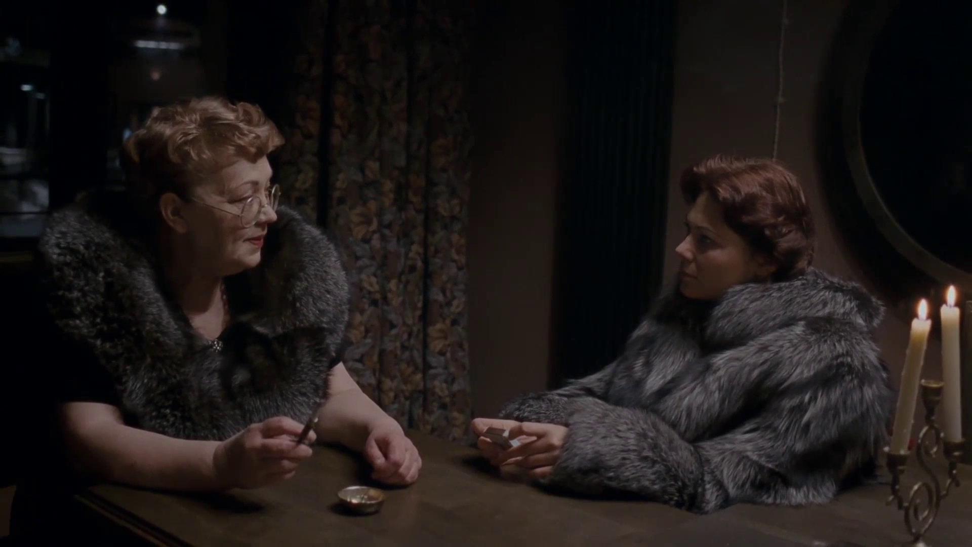 列夫·朗道：诺拉与母亲剧照的剧照