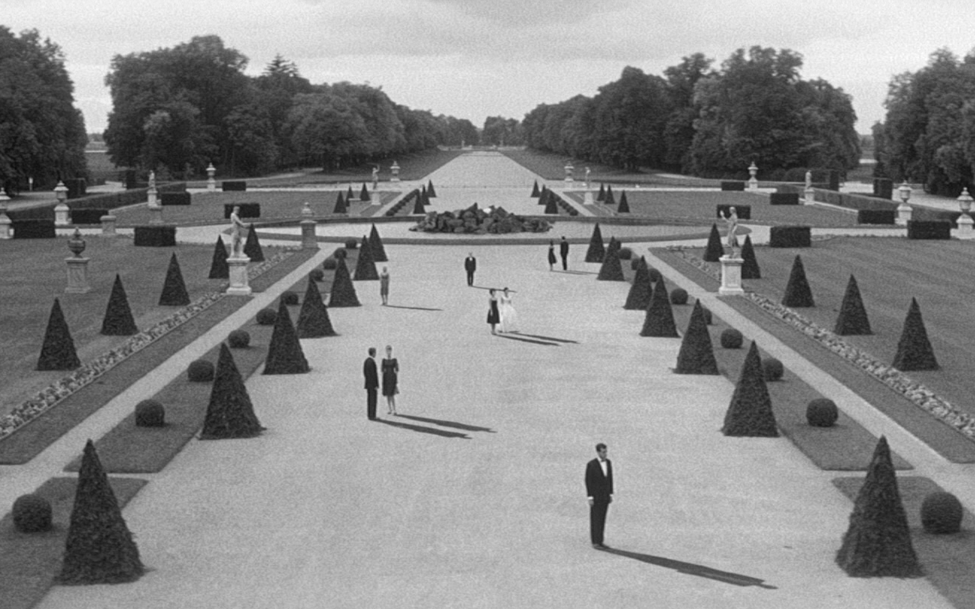 去年在马里昂巴德剧照的剧照