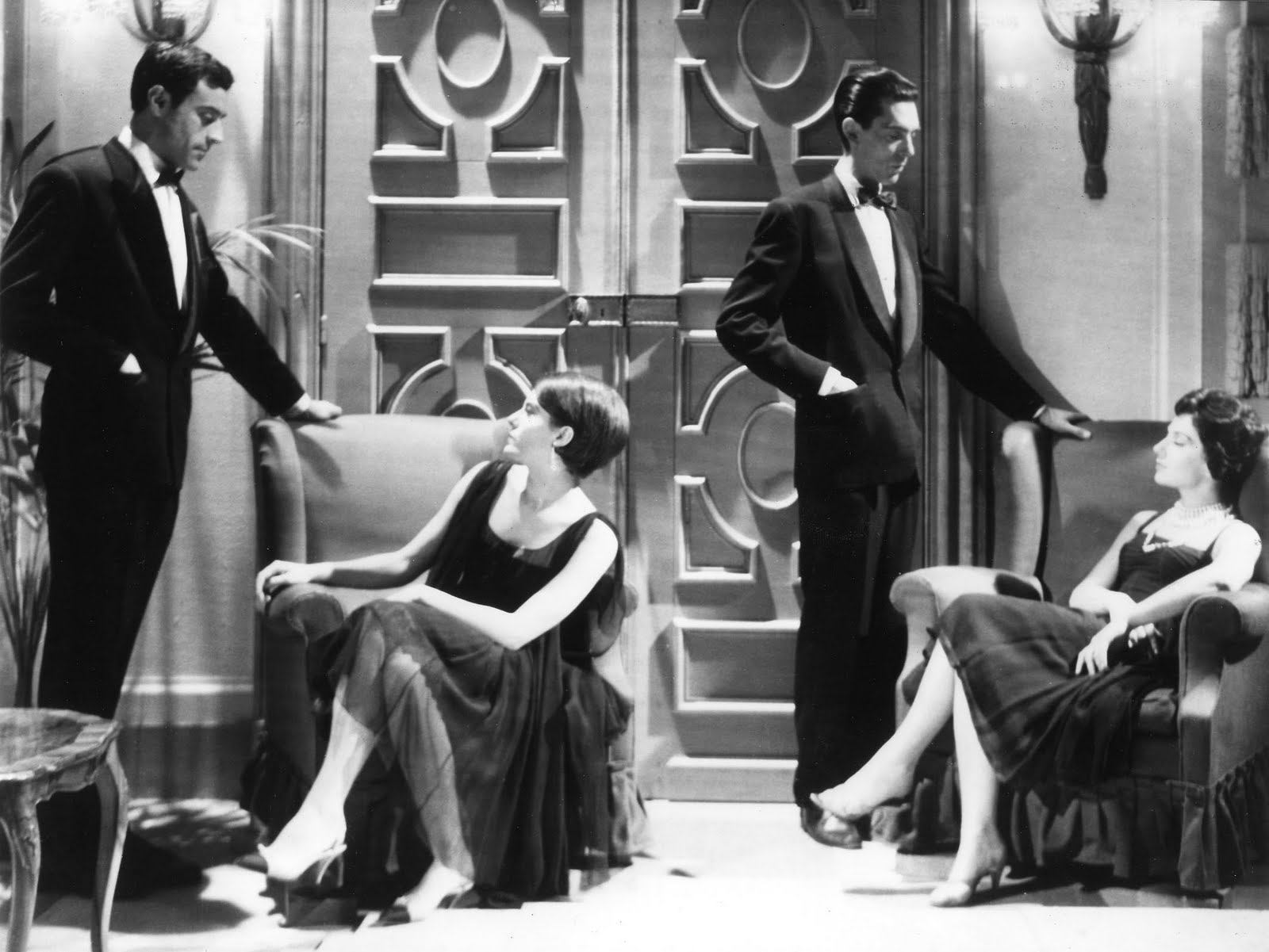 去年在马里昂巴德剧照的剧照