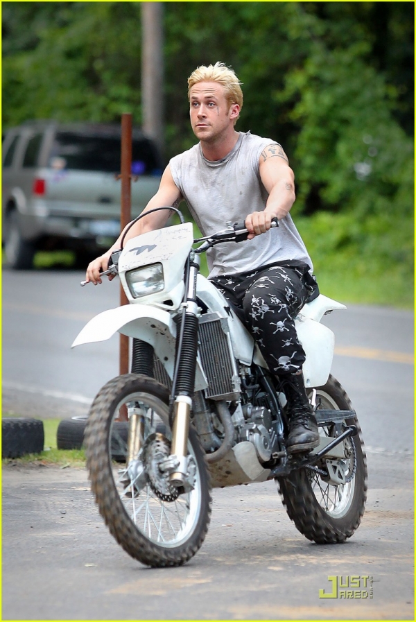 松林外剧照的剧照