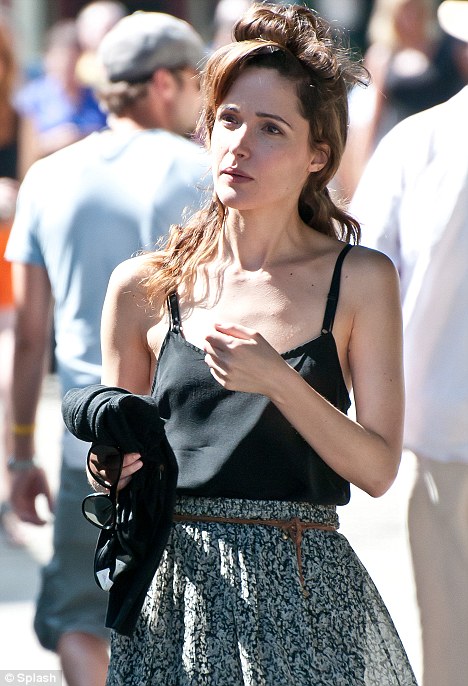 松林外剧照的剧照