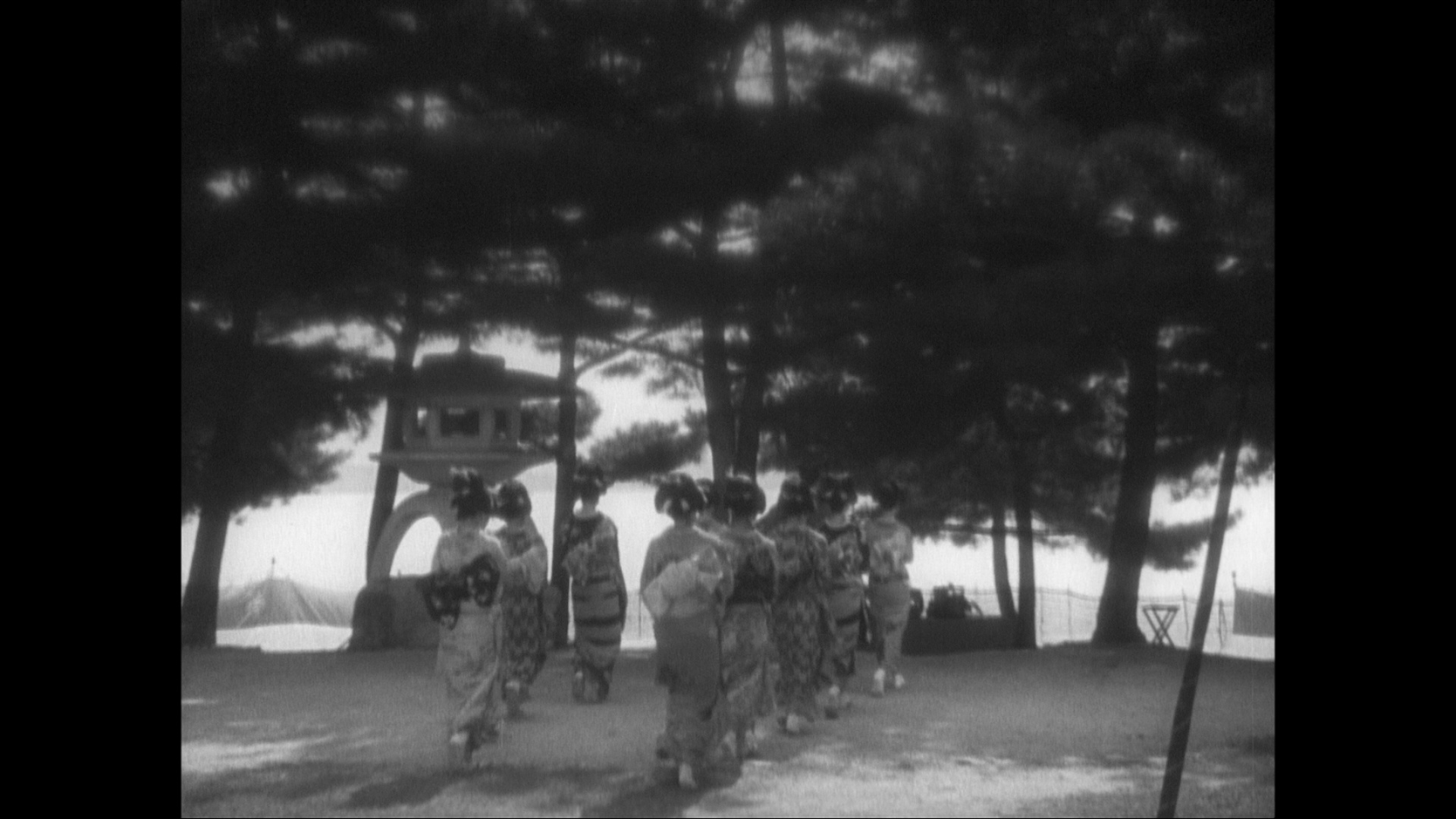 歌女五美图剧照的剧照