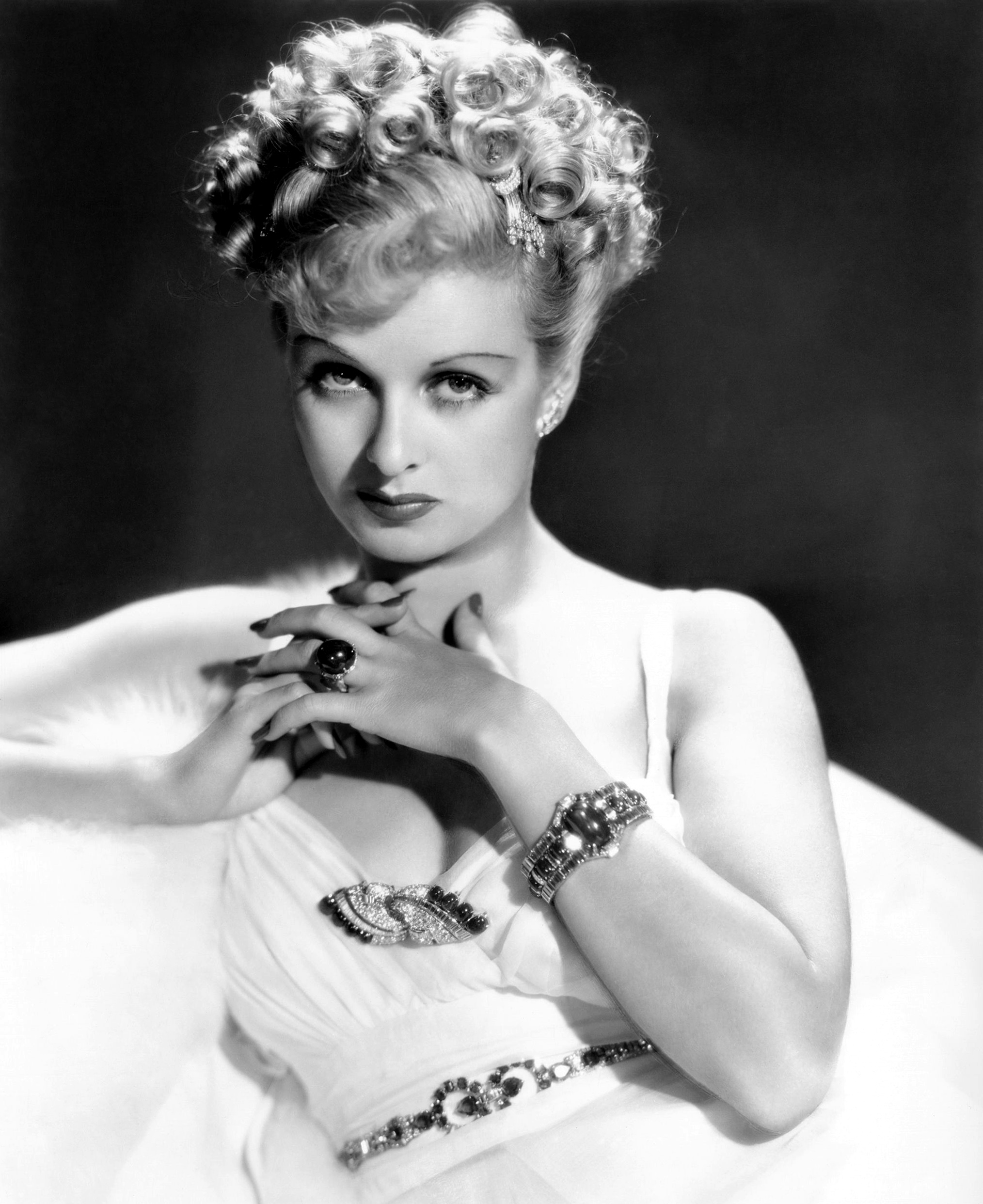 国外的艺术家和模特剧照的剧照