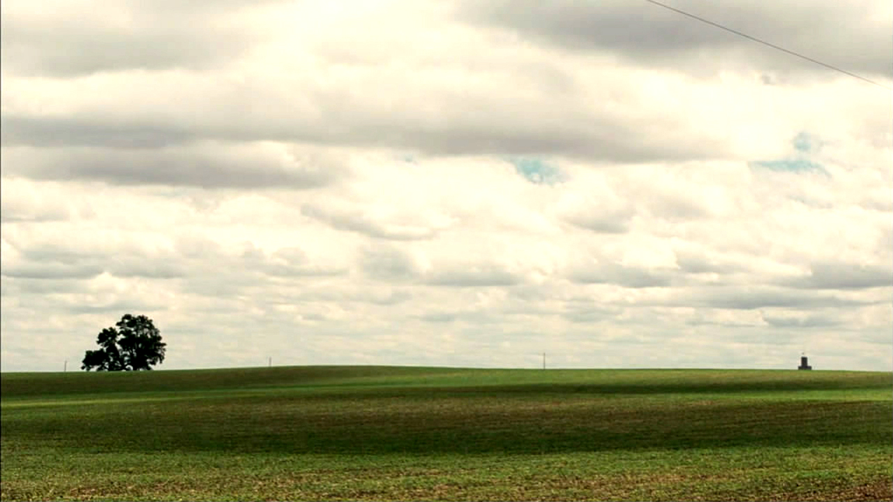 孔雀镇剧照的剧照