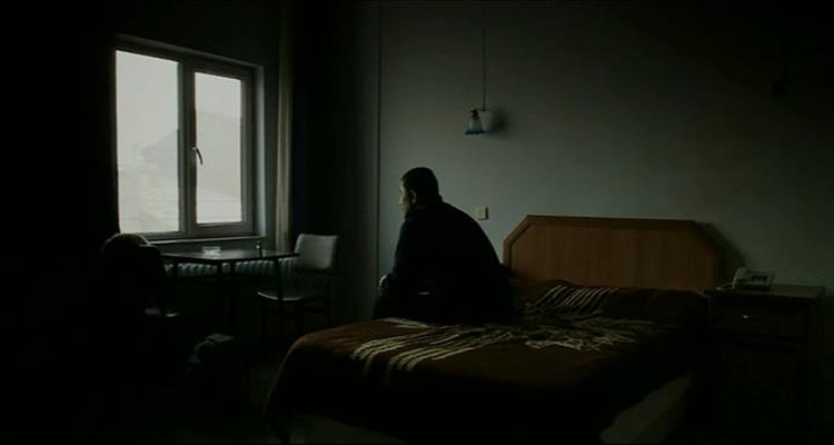 适合分手的季节剧照的剧照