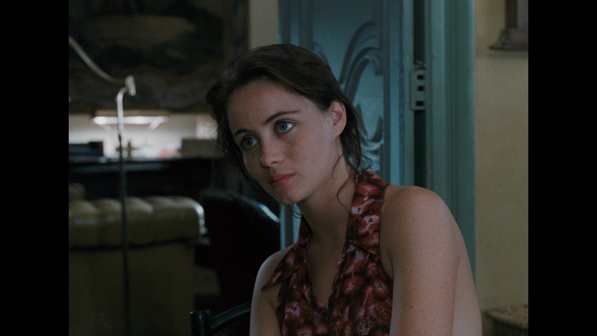 不羁的美女剧照的剧照