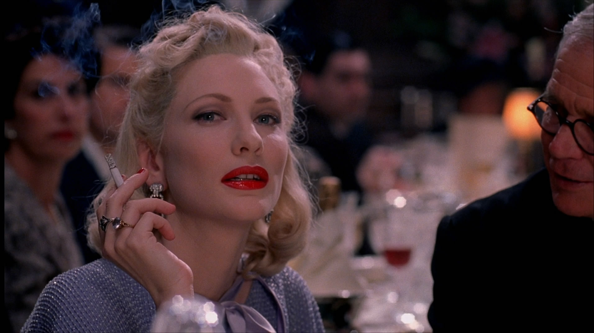 纵情四海剧照的剧照