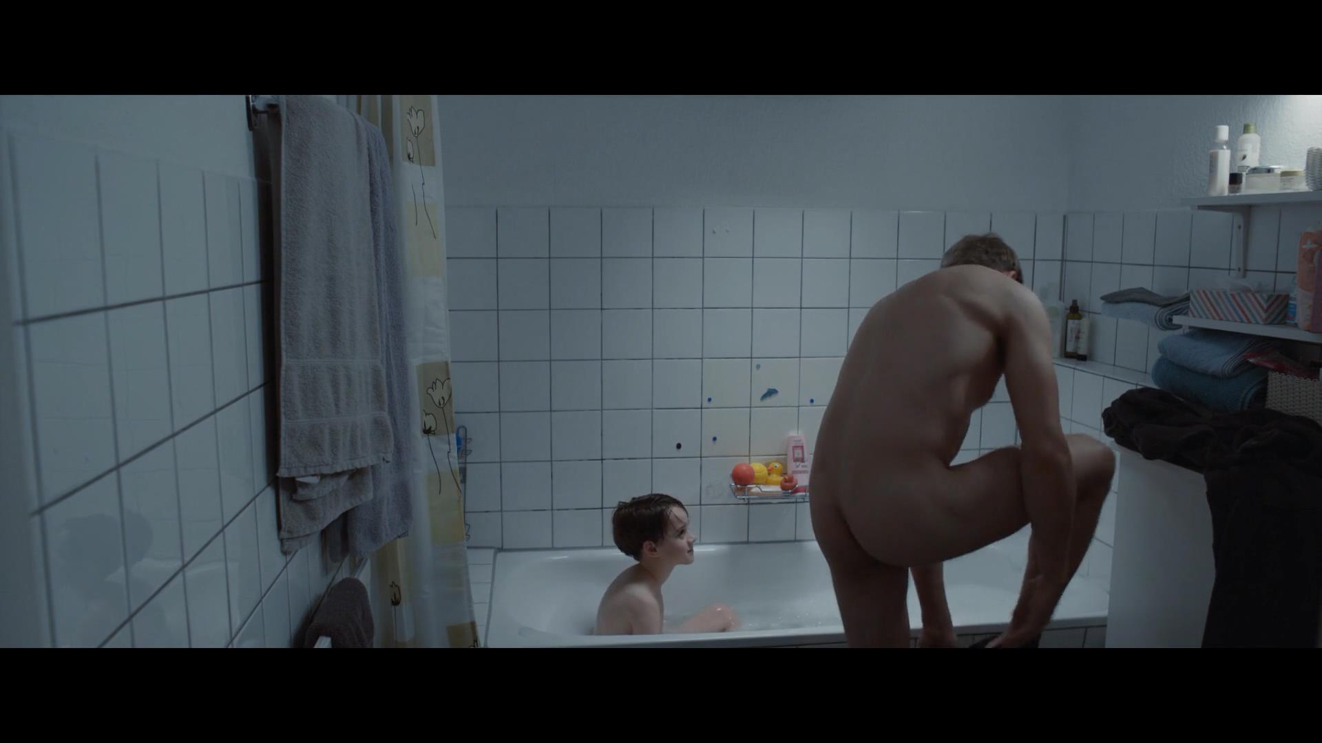 头痛欲裂剧照的剧照