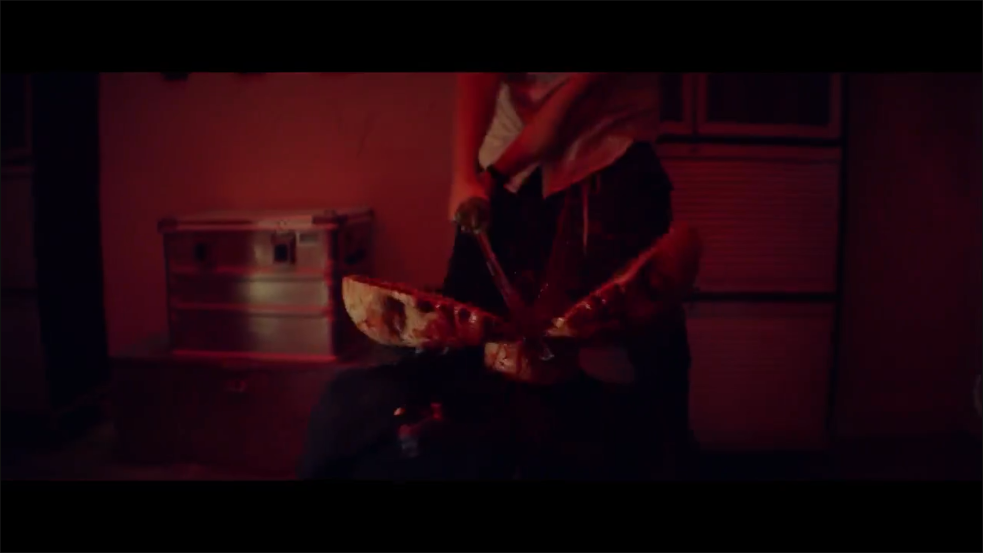 嗜血派对剧照的剧照