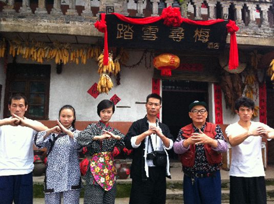 踏雪寻梅剧照的剧照