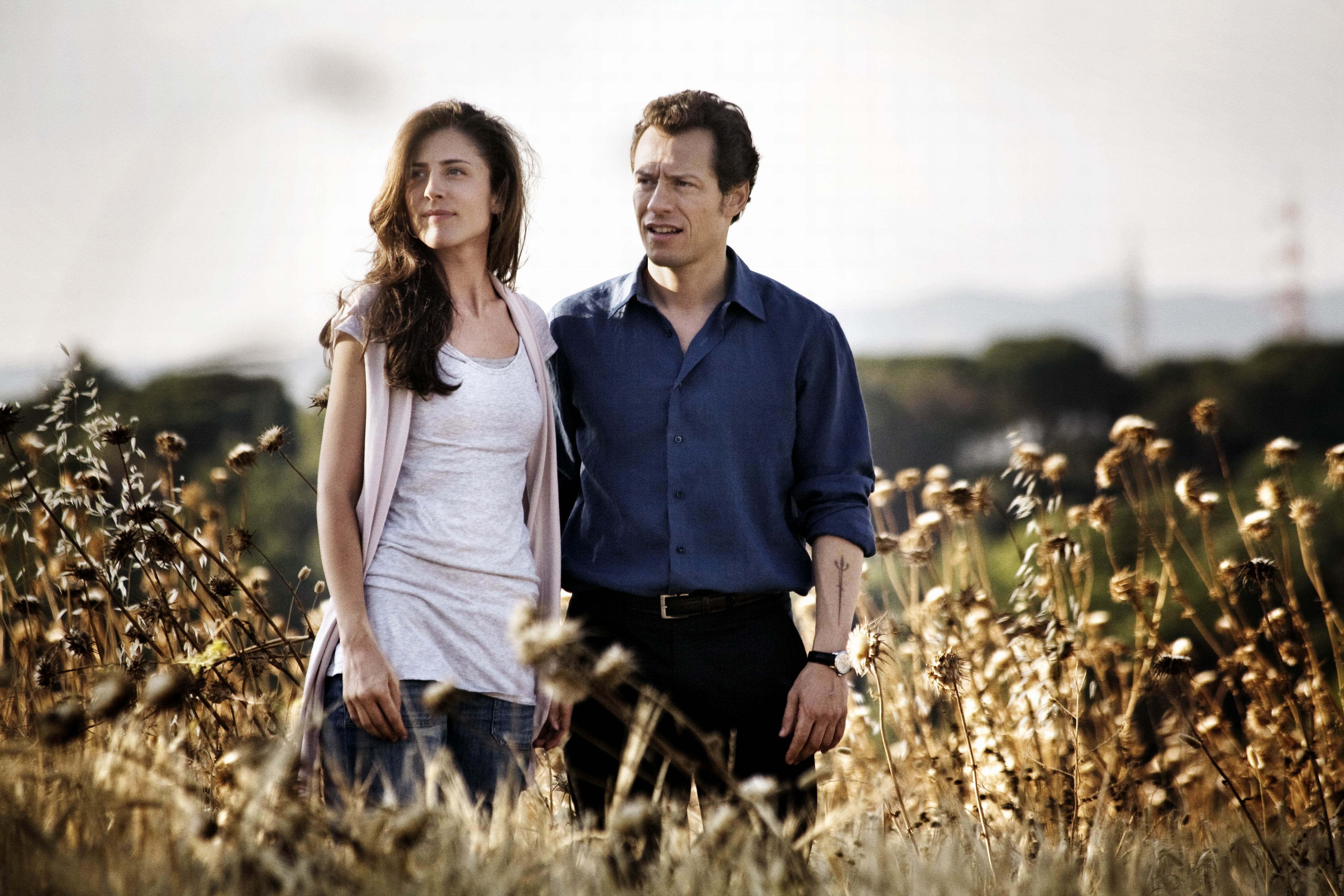 再吻我一次剧照的剧照