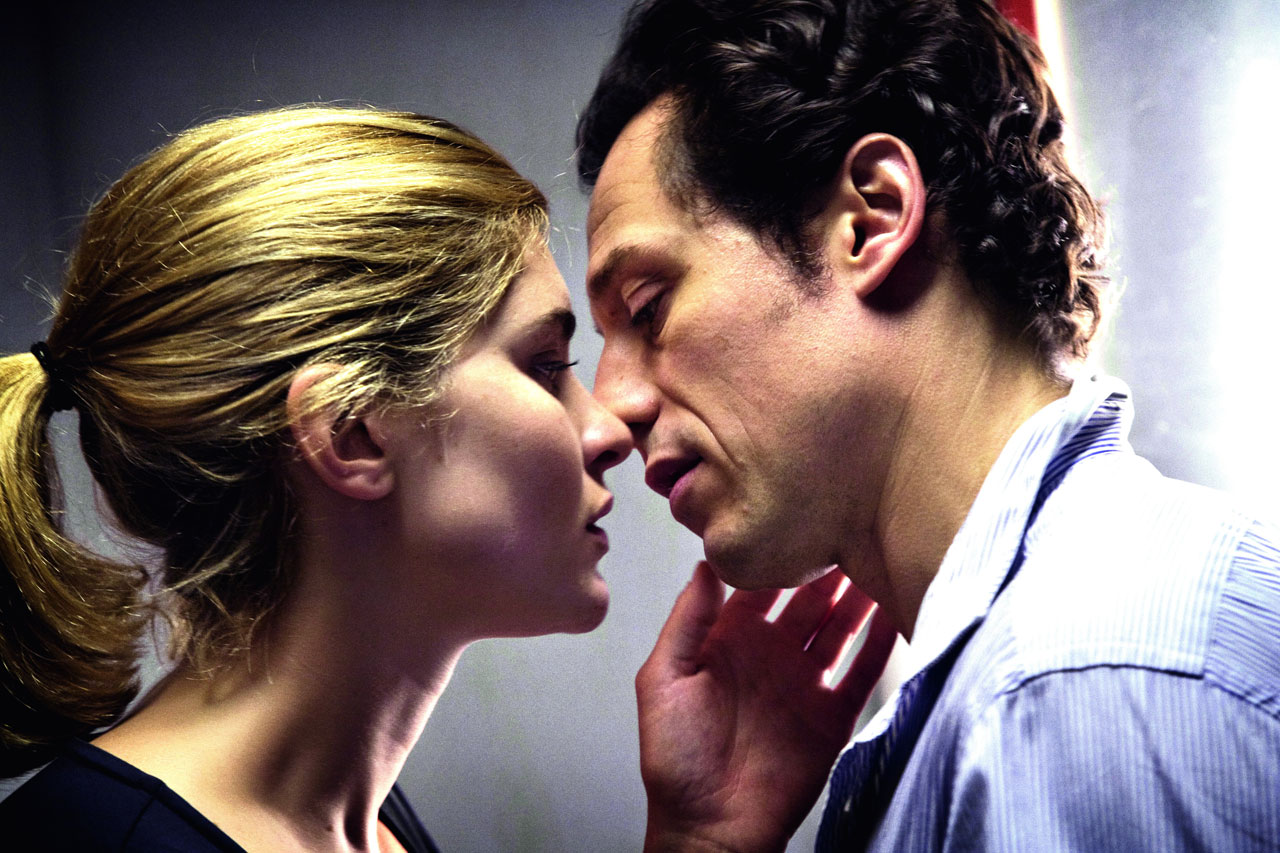 再吻我一次剧照的剧照