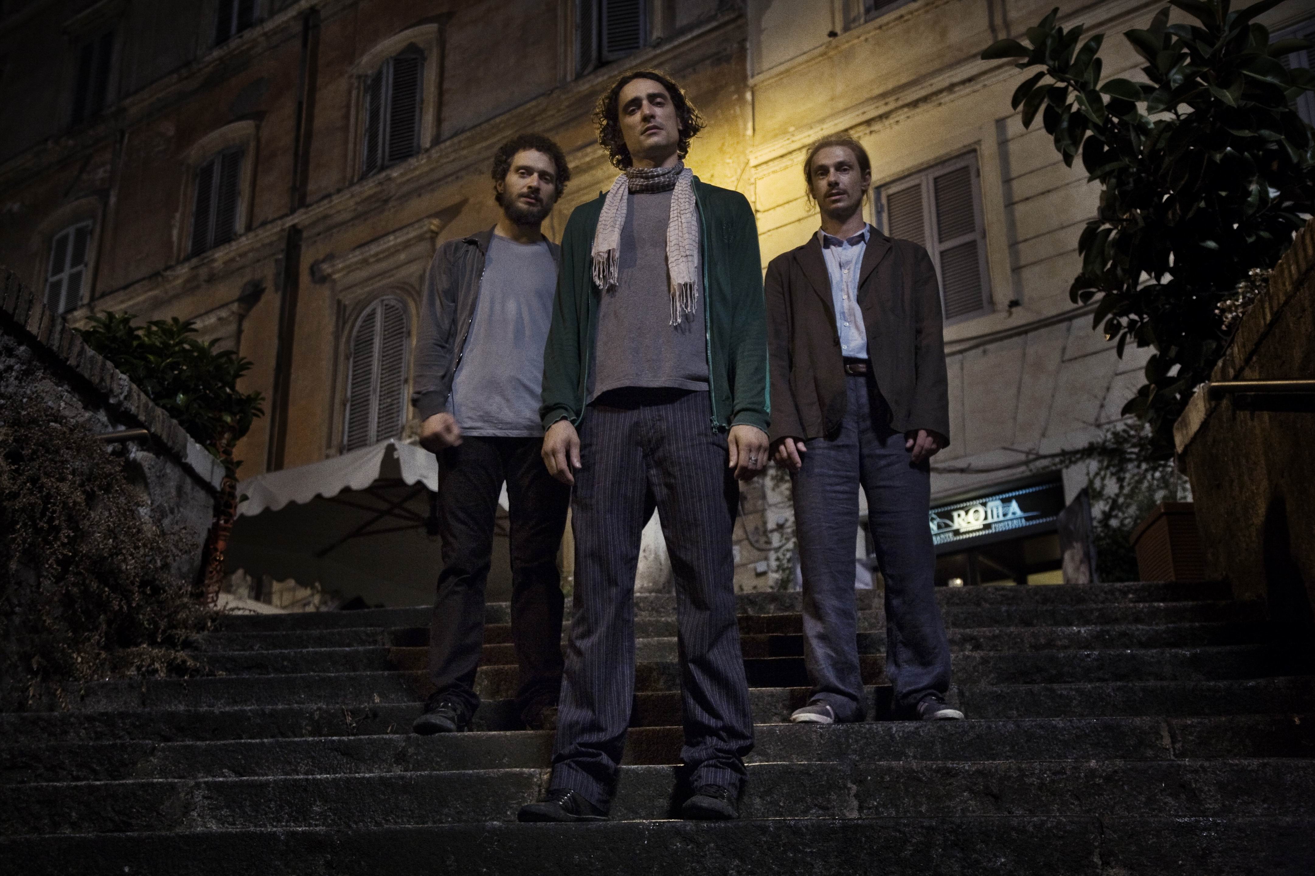 再吻我一次剧照的剧照