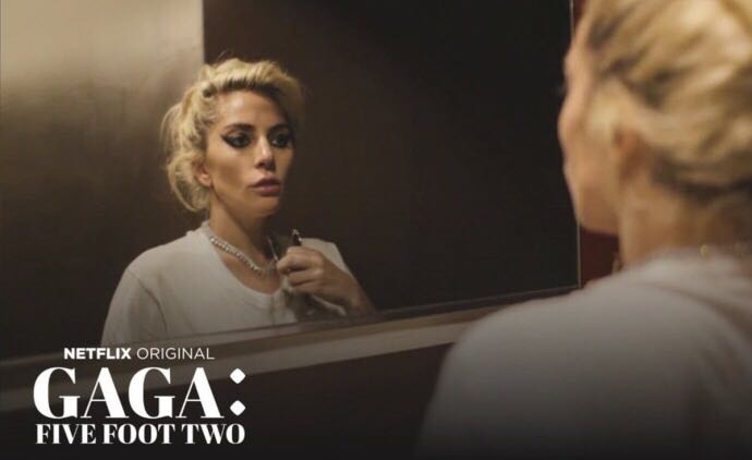 嘎嘎：五尺二寸剧照的剧照