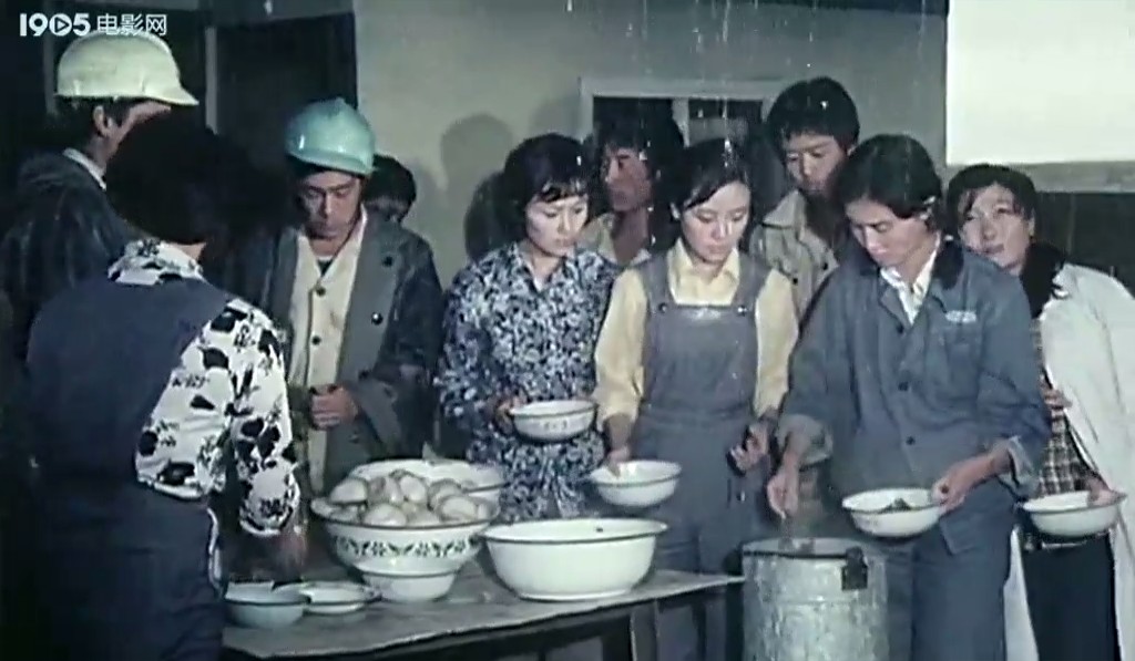 爱并不遥远剧照的剧照