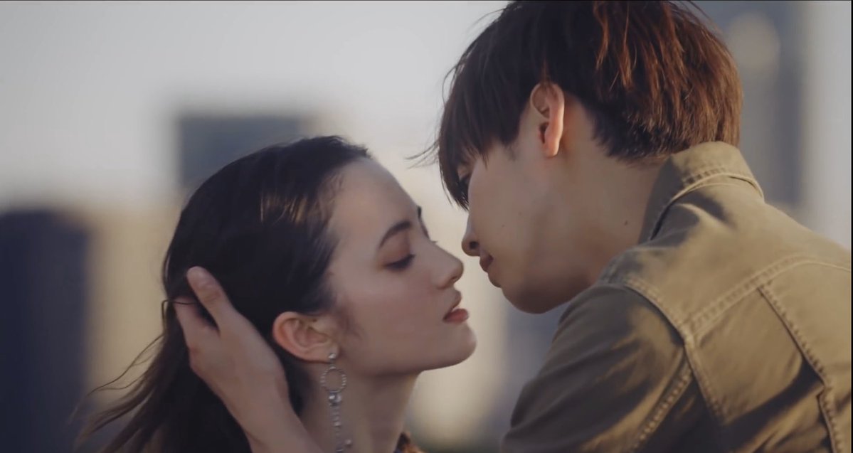 午夜0时的吻剧照的剧照