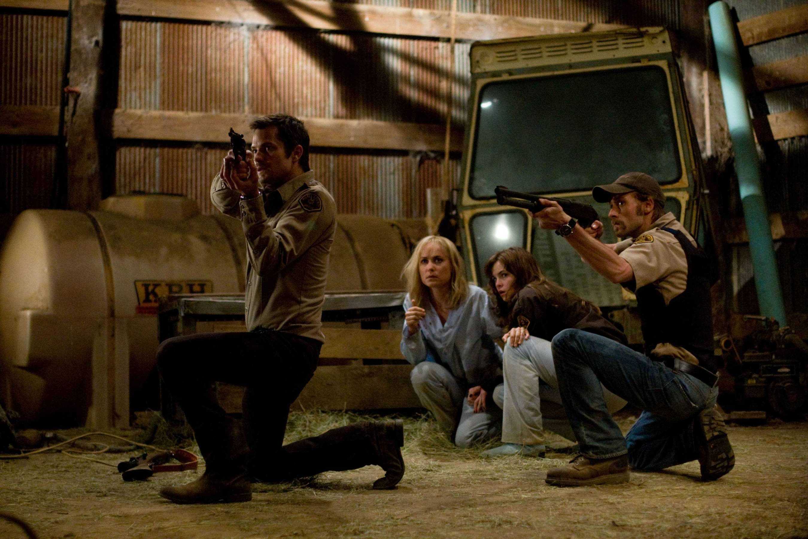 杀出狂人镇剧照的剧照