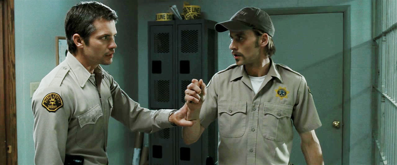 杀出狂人镇剧照的剧照