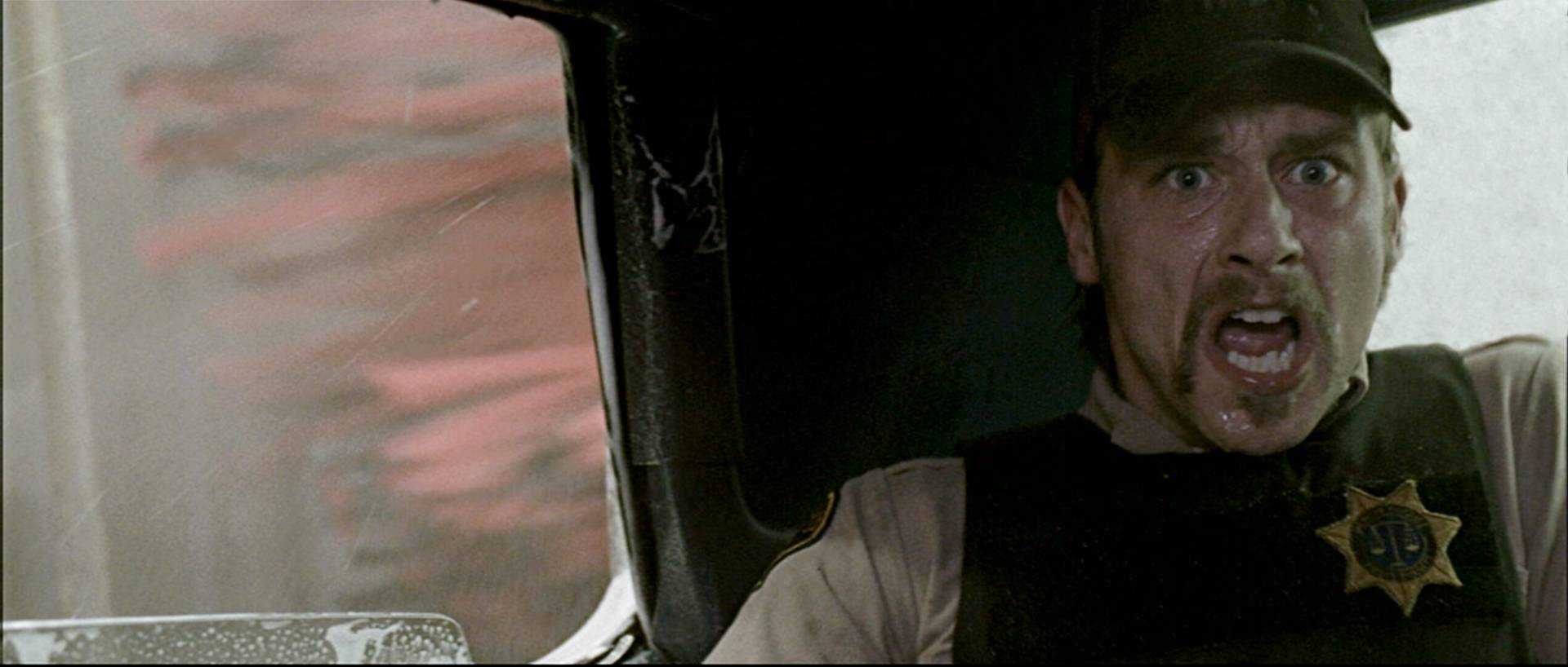 杀出狂人镇剧照的剧照