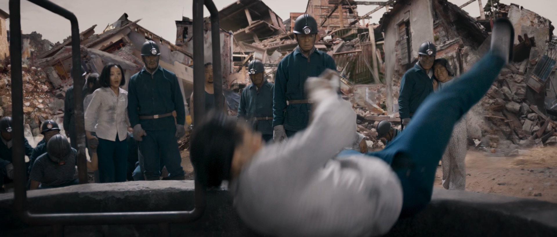 大地震剧照的剧照