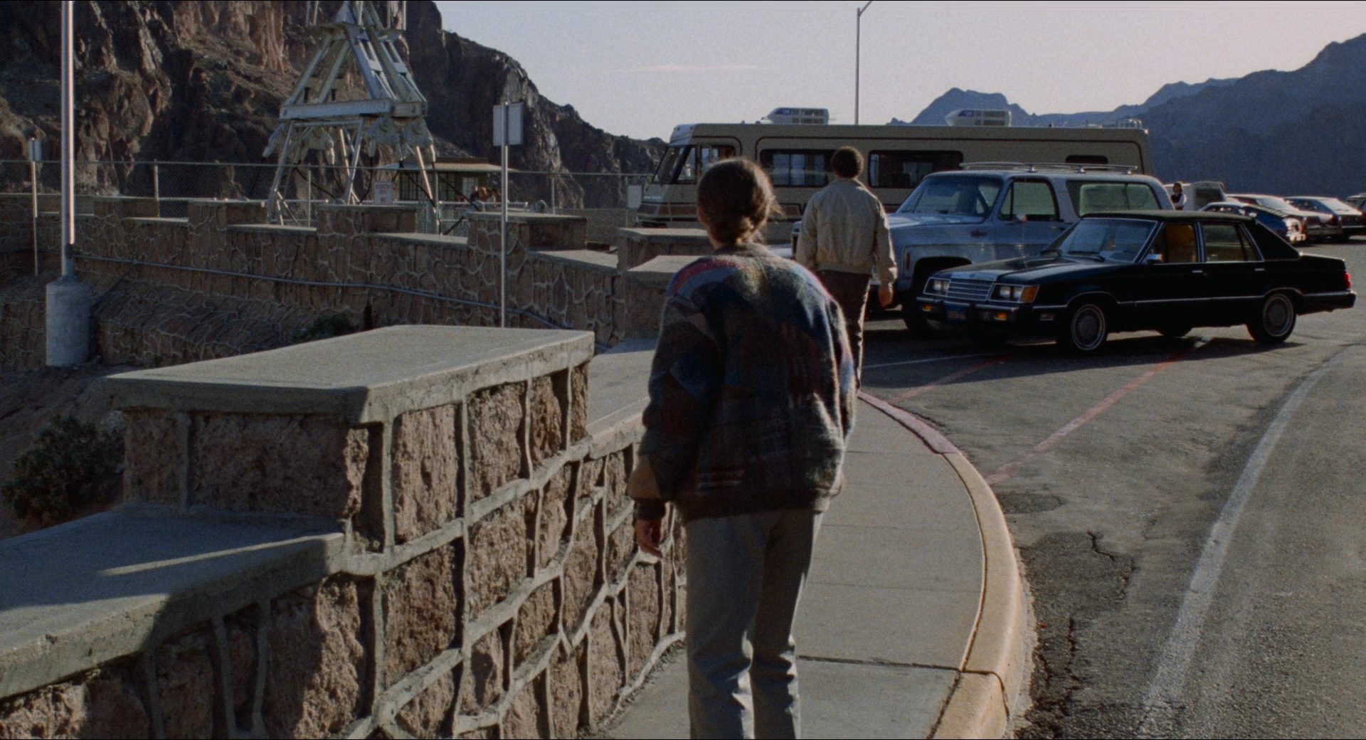 迷失的美国人剧照的剧照