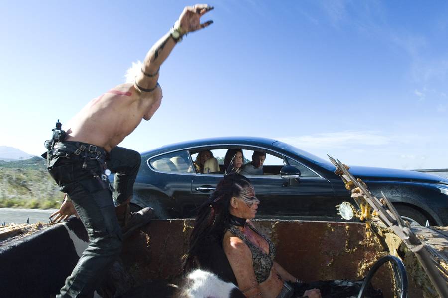 末日侵袭剧照的剧照