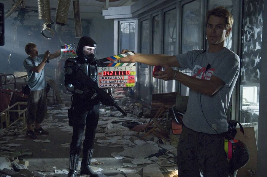 末日侵袭剧照的剧照