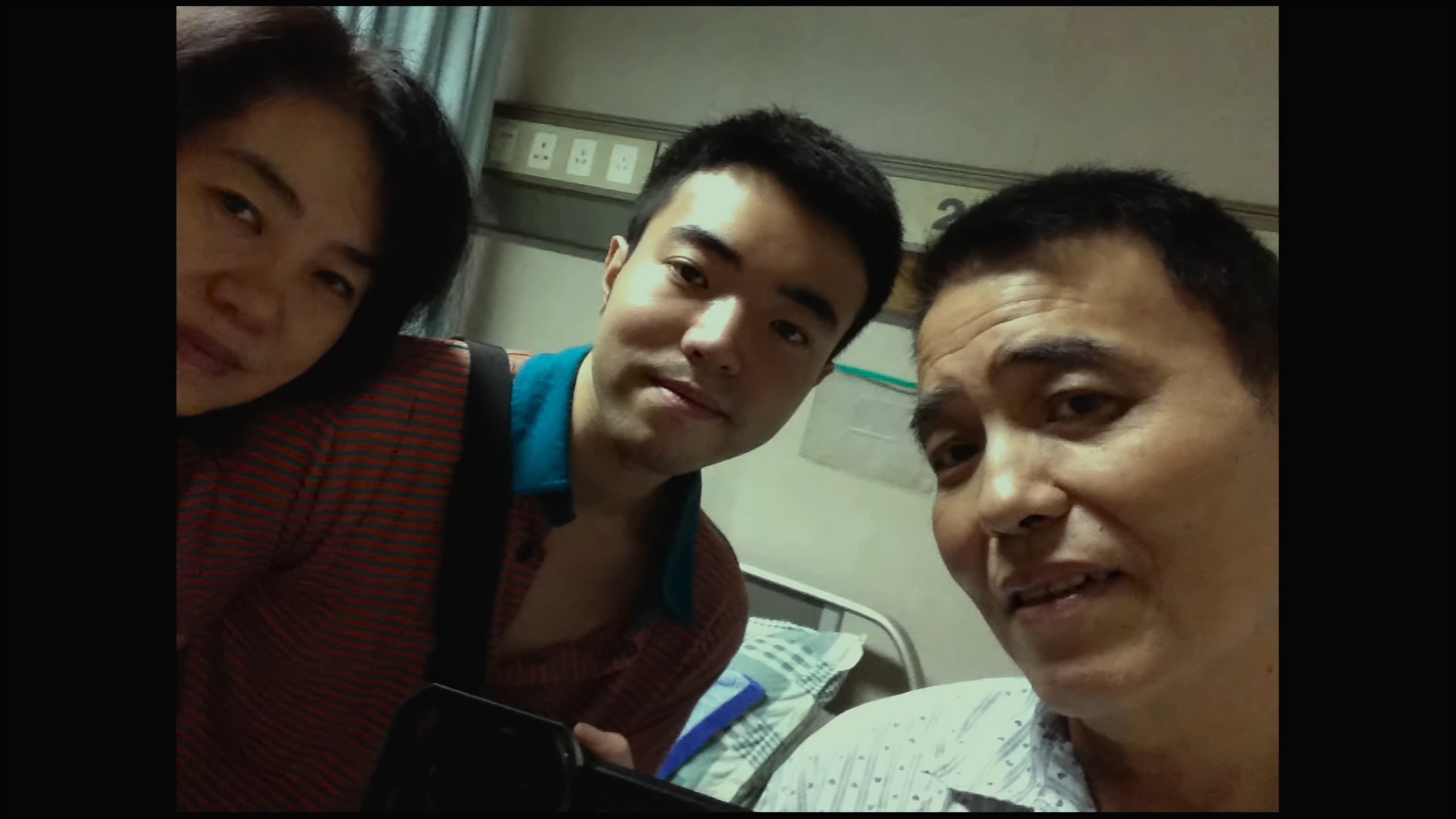 慕伶，一鸣，伟明剧照的剧照