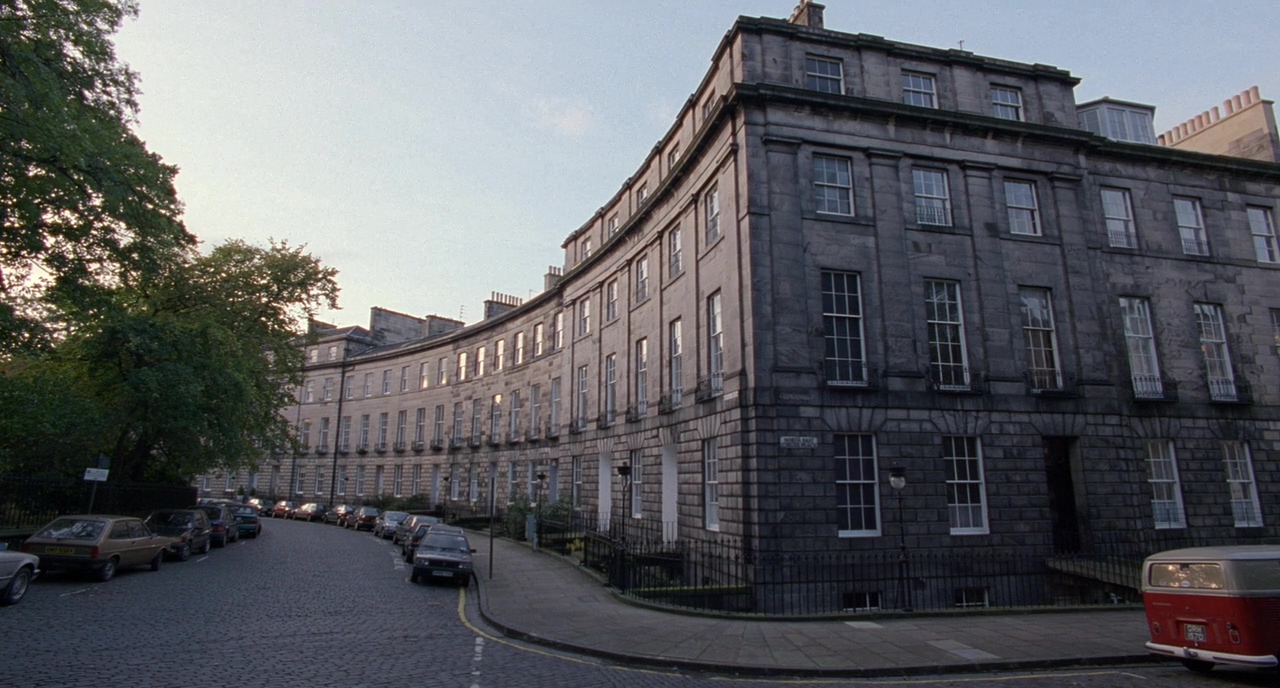 浅坟剧照的剧照