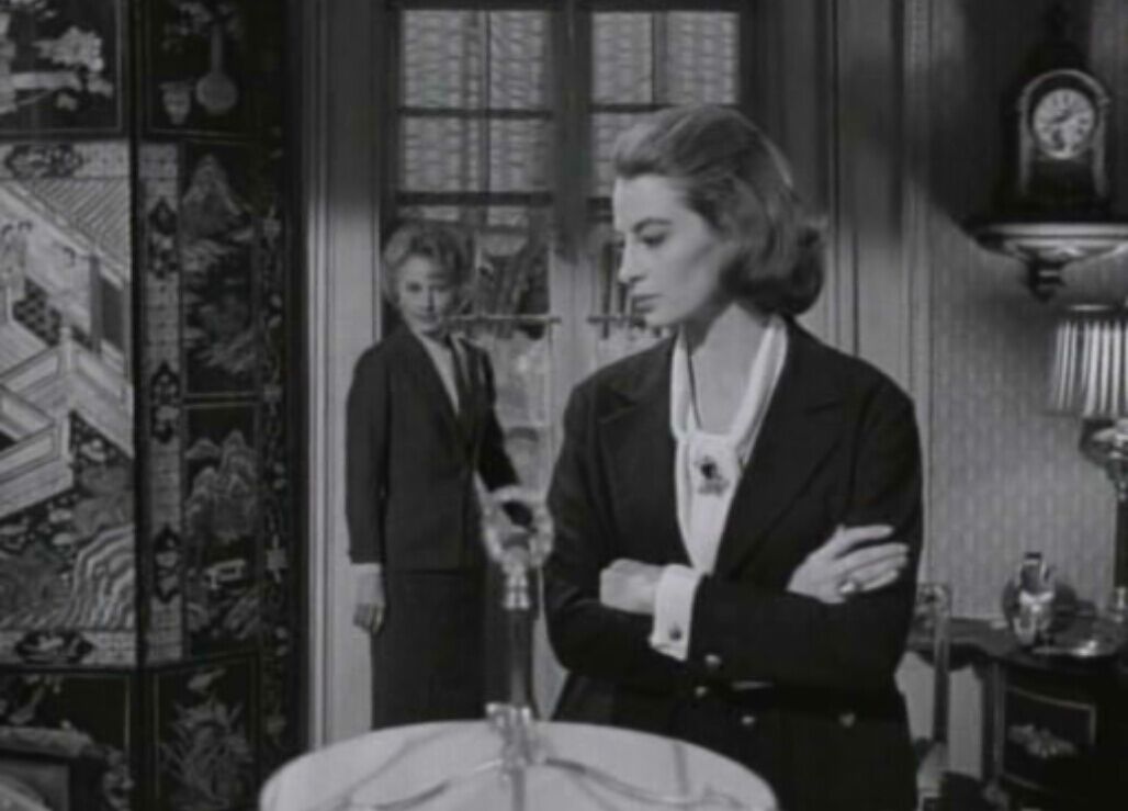 赛璐路壁橱剧照的剧照