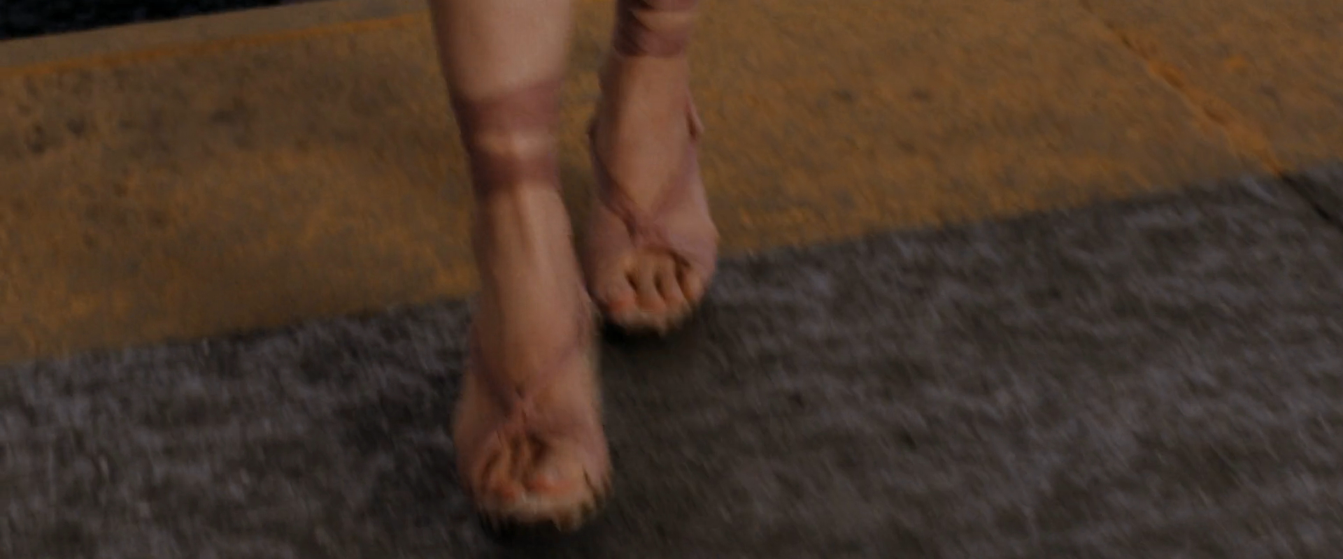 堕入地狱剧照的剧照