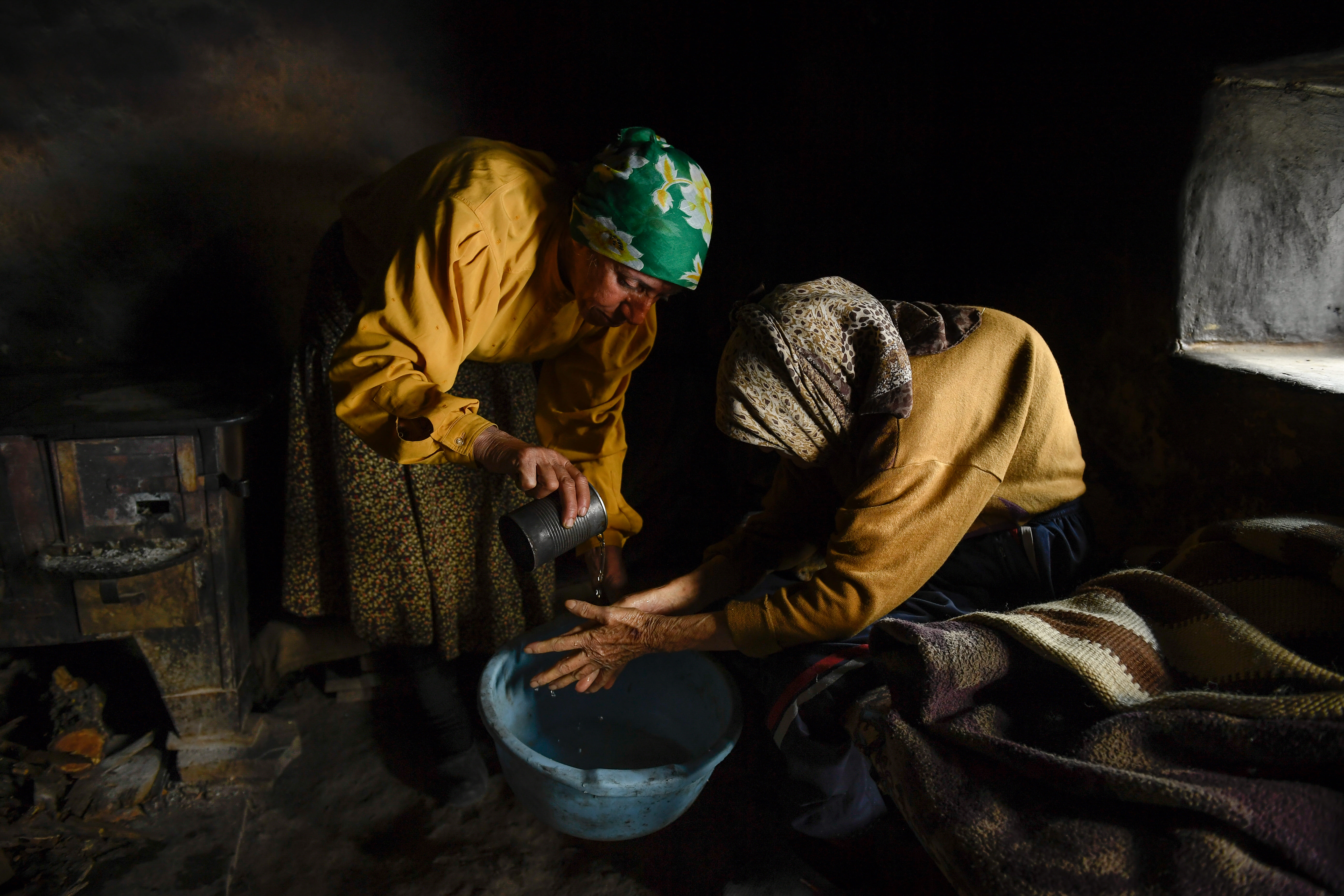 蜂蜜之地剧照的剧照