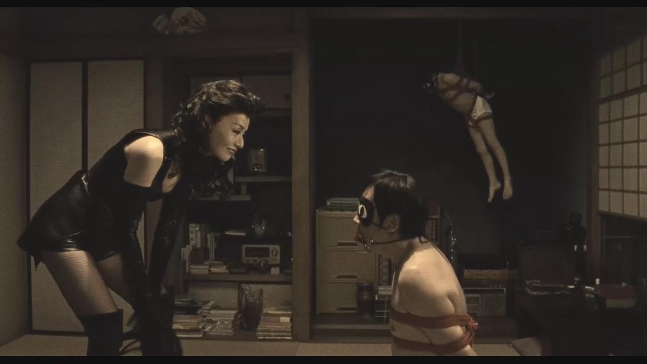 限制级100岁剧照的剧照