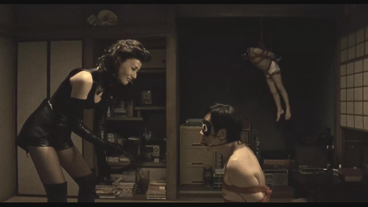 限制级100岁剧照的剧照