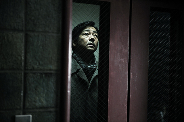 限制级100岁剧照的剧照