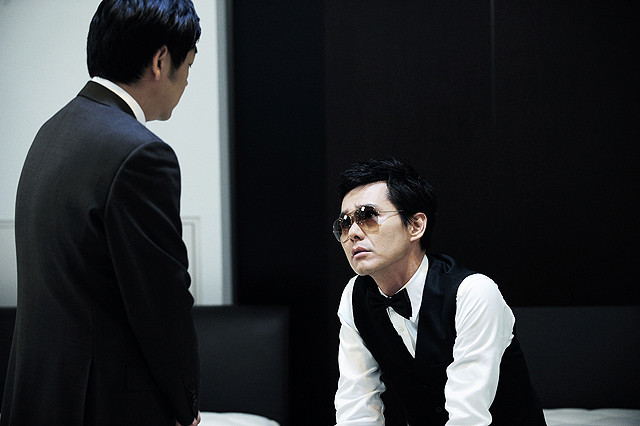 限制级100岁剧照的剧照