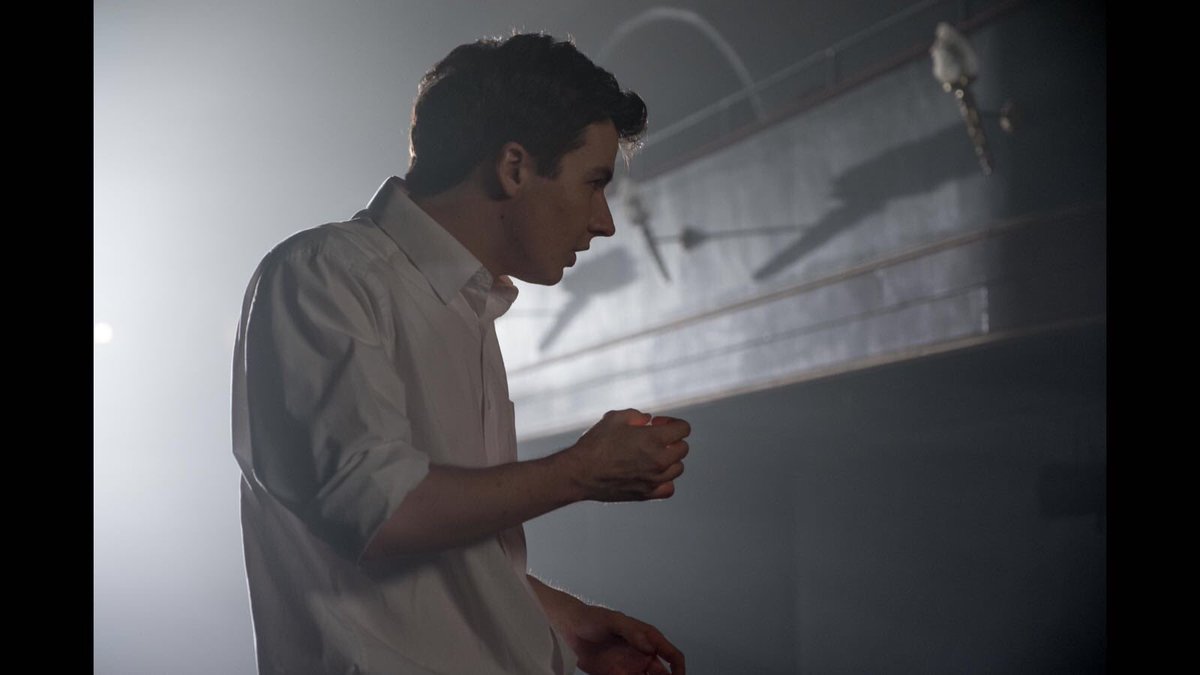 麦克莱恩：入戏剧照的剧照