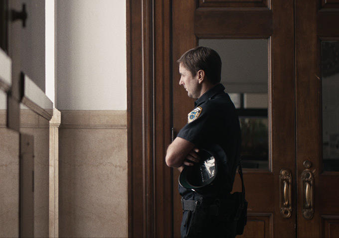 小镇迷踪剧照的剧照