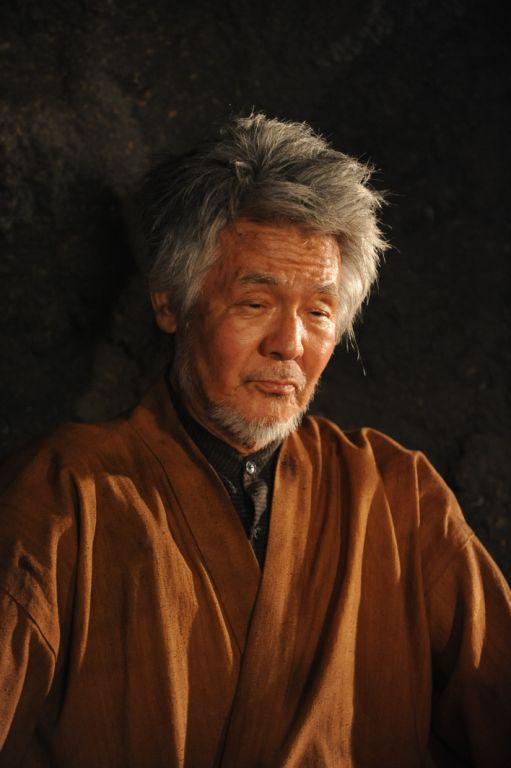 白旗少女剧照的剧照