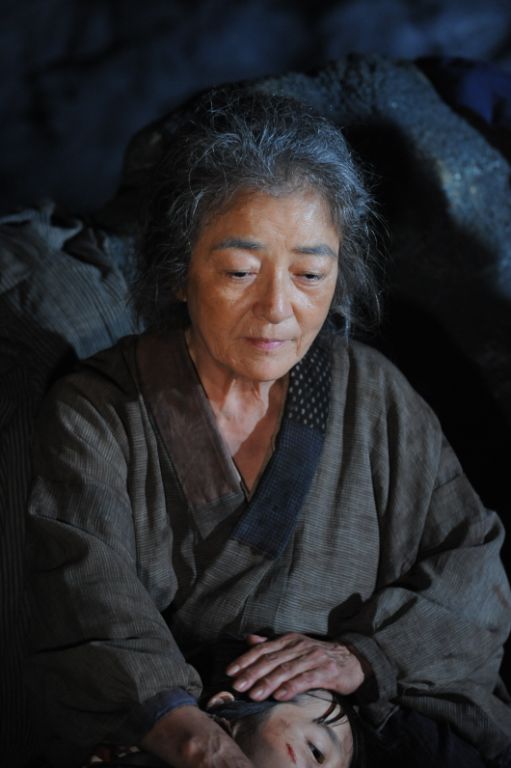 白旗少女剧照的剧照