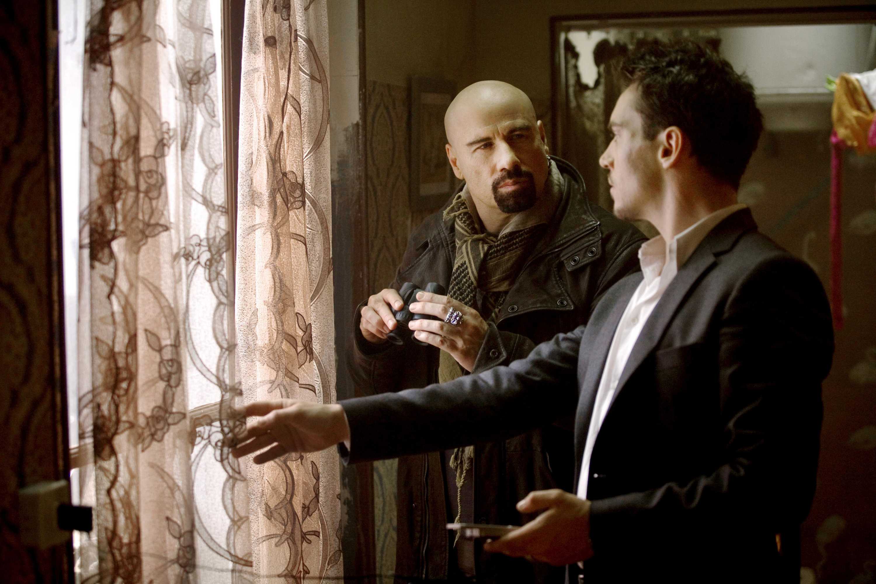 巴黎谍影剧照的剧照